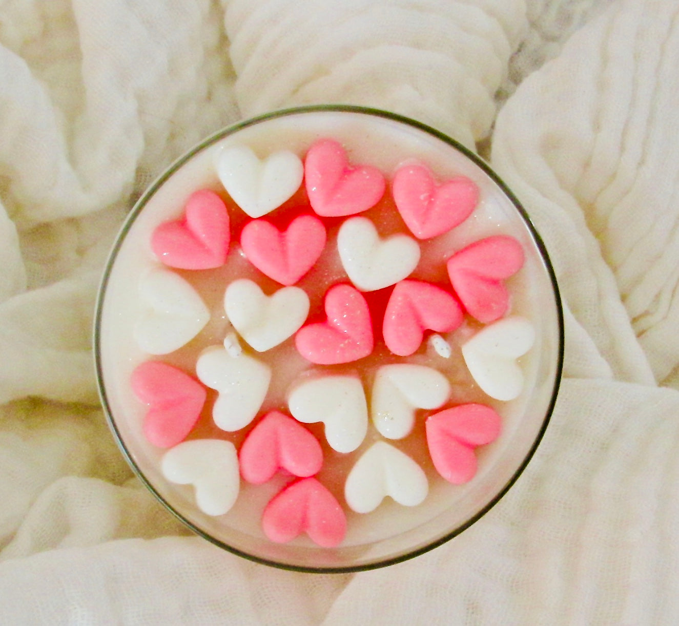 Soy Wax Candle with Hearts - Home Scape Plus