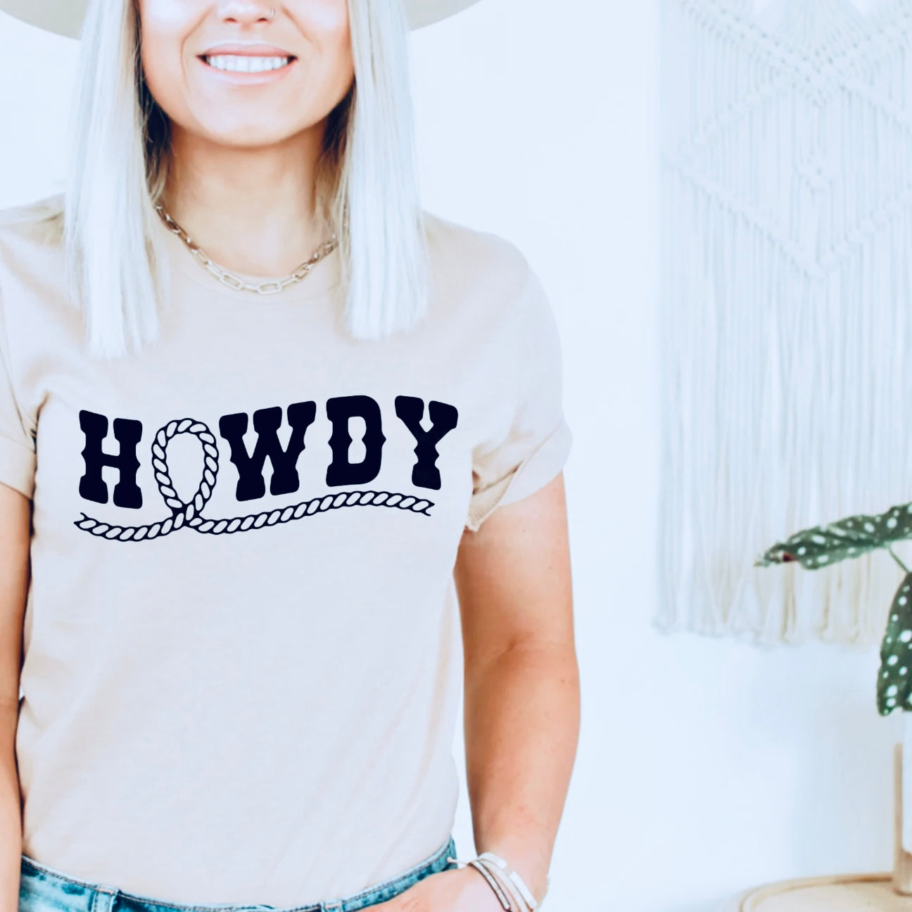 HOWDY T Shirt